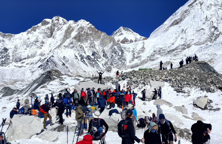 What permits are required for Everest Base Camp trek?