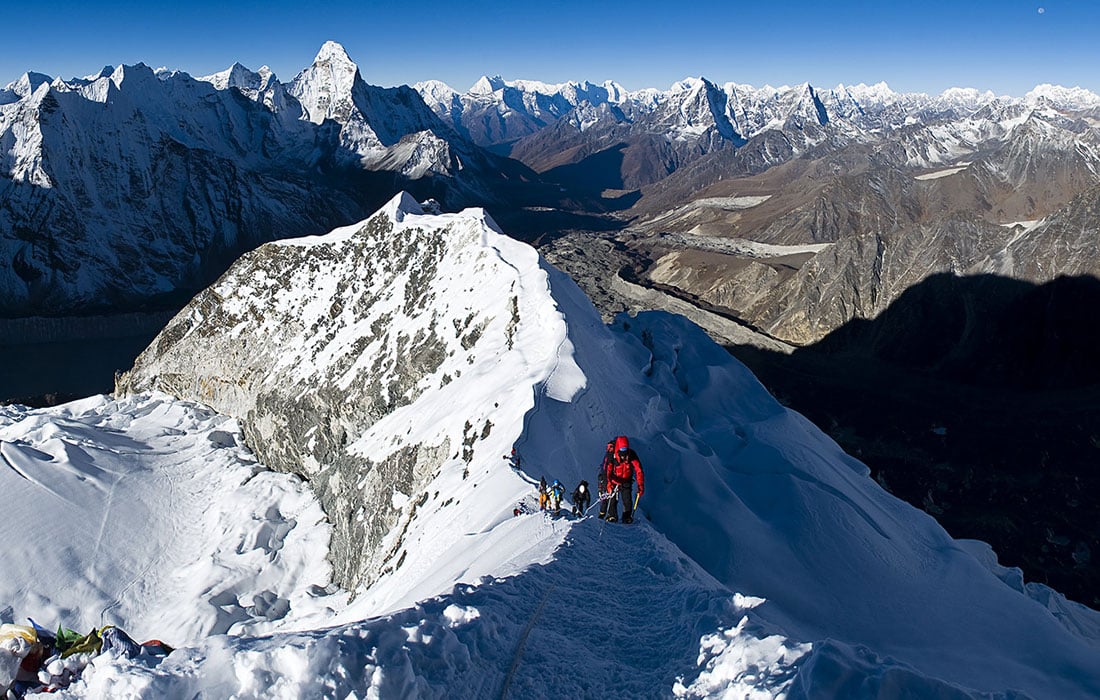 island peak Expedition from Chhukung